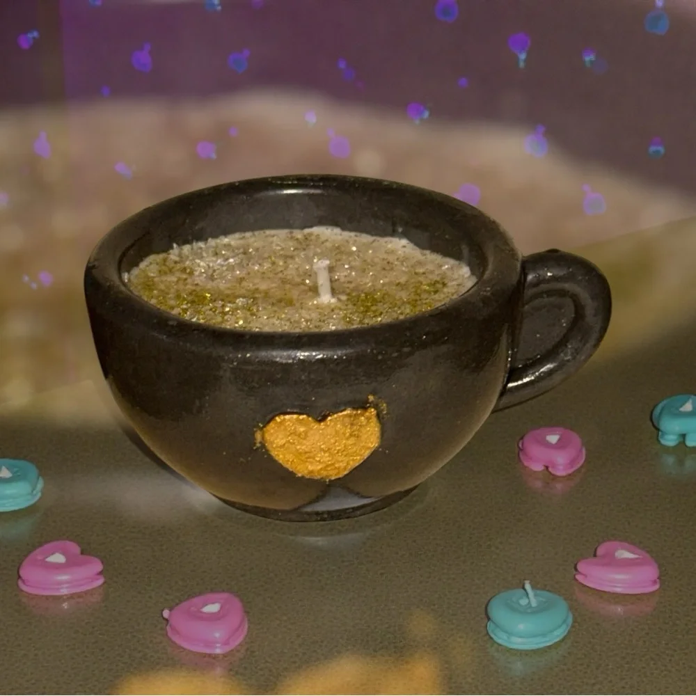 Fireside | Handmade Soy Candle in Handmade Resin Container - Picture 4 of 9